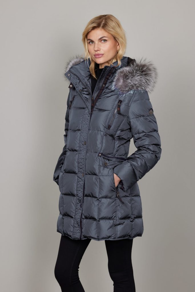 Mary Dunjakke Storm  med pelskrage - JUNGE Mary Dunjakke Storm med pelskrage - JUNGE